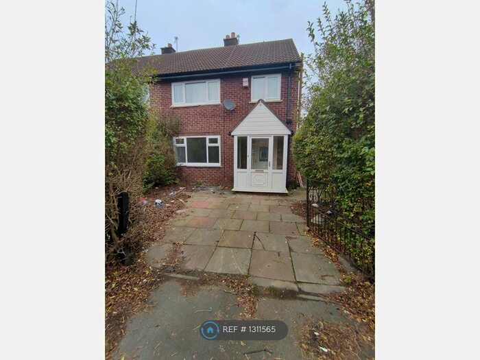 3 Bedroom Terraced House To Rent In Chelford Road, Sale M33