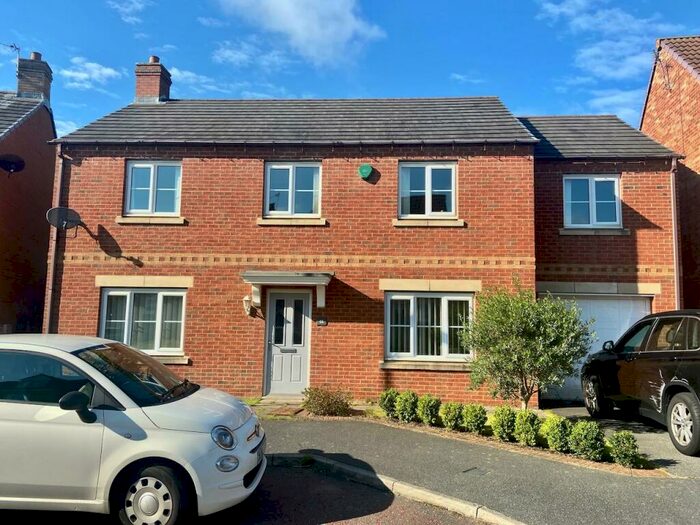 5 Bedroom Detached House To Rent In Earlsmeadow, Shiremoor, NE27