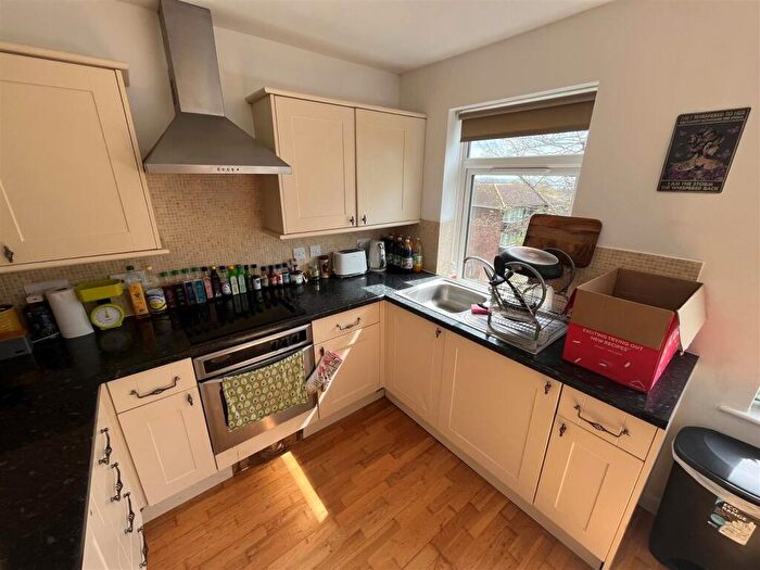 1 Bedroom Apartment To Rent In Attree Court, Tower Road, BN2