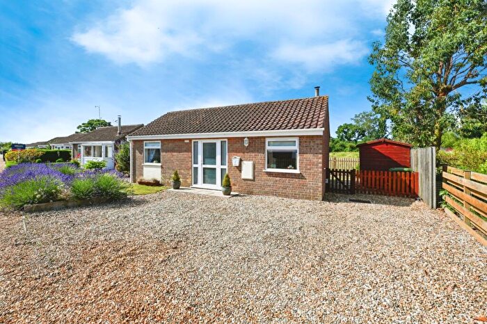 2 Bedroom Bungalow For Sale In The Cedars, Snettisham, King's Lynn, Norfolk, PE31