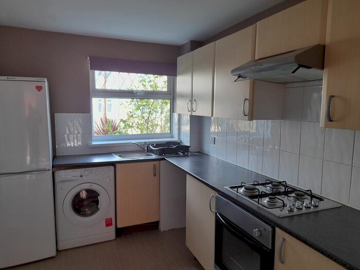 3 Bedroom Terraced House To Rent In Jetcourt, Orchard Park, Hull, HU6