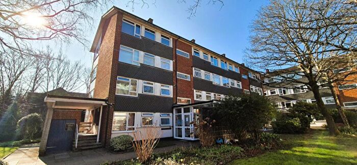2 Bedroom Apartment To Rent In Banister Park, SO15