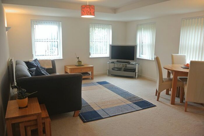 2 Bedroom Flat To Rent In Rockbourne Road, Sherfield-On-Loddon, RG27