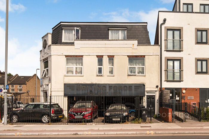 1 Bedroom Flat To Rent In Lea Bridge Road, London, E17