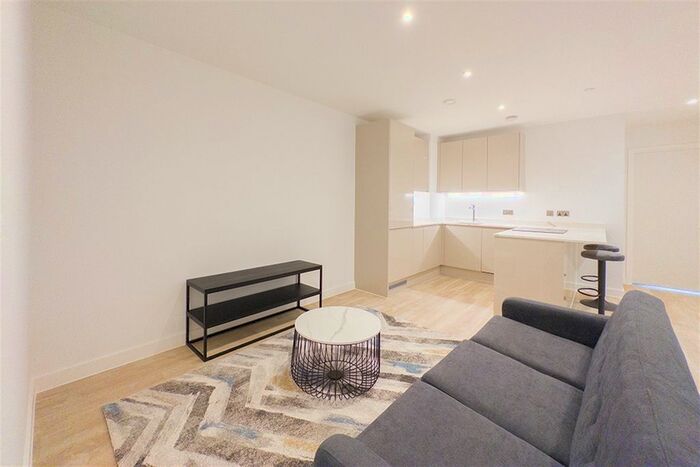 1 Bedroom Flat To Rent In Queen Street, Salford, M3