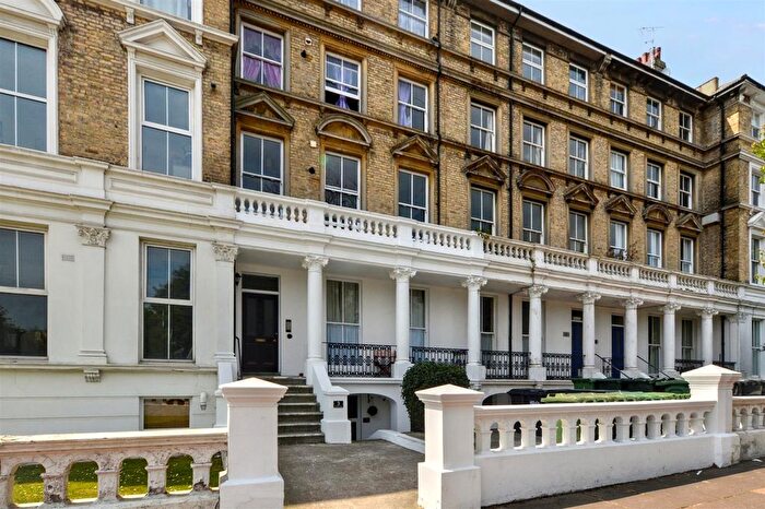 2 Bedroom Flat To Rent In St. Annes Road, Eastbourne, BN21