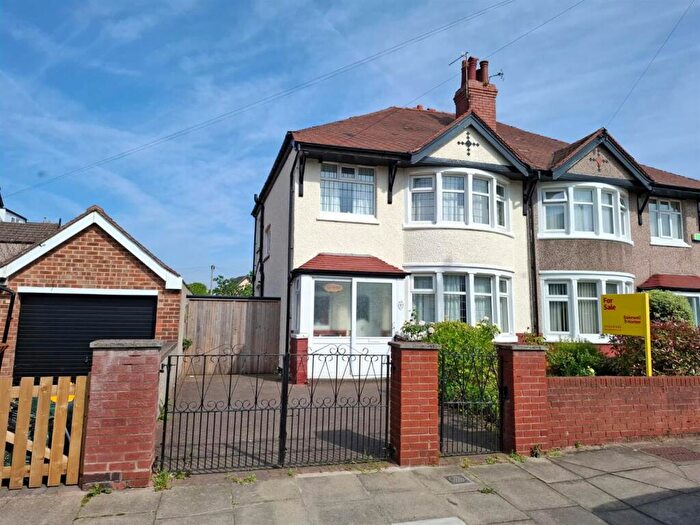 3 Bedroom Semi-Detached House For Sale In Knaresborough Road, Wallasey, CH44