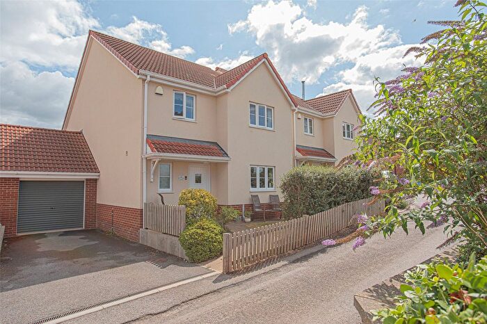4 Bedroom Link Detached House For Sale In Main Road, Middlezoy, TA7