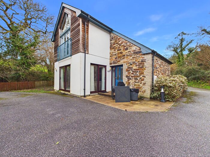 2 Bedroom Property To Rent In Carnon Downs, Truro - Two Bedroom Property, TR3