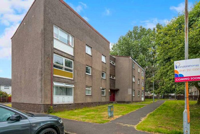 2 Bedroom Flat To Rent In Craigielea Road, Renfrew, PA4