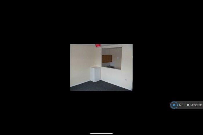 1 Bedroom Flat To Rent In Whitehill Lane, Rotherham, S60