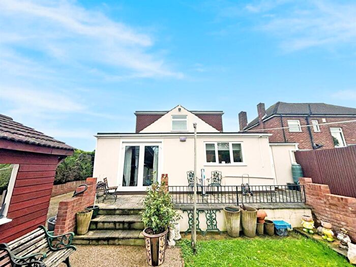 4 Bedroom Detached House For Sale In King George Road, Chatham, ME5