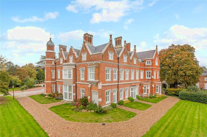 1 Bedroom Property For Sale In Hamels Mansion, Hamels Park, Buntingford, Hertfordshire, SG9