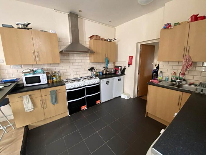 8 Bedroom House To Rent In Pentyrch Street, Cathays, CF24