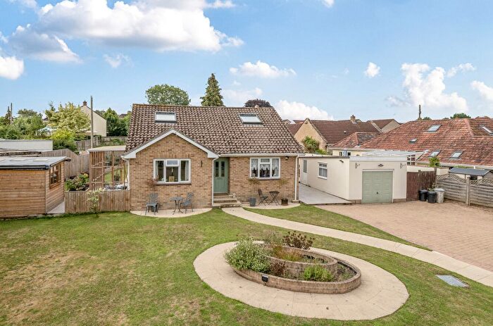 4 Bedroom Bungalow For Sale In Church Lane, Horton, Ilminster, Somerset, TA19