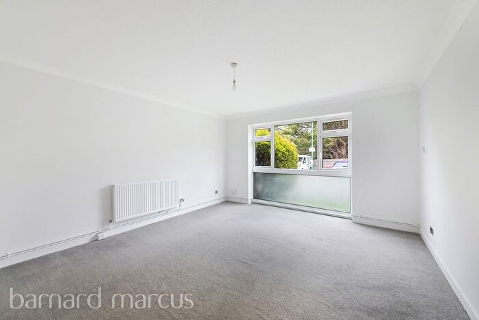 2 Bedroom Flat To Rent In Jengar Close, Sutton, SM1
