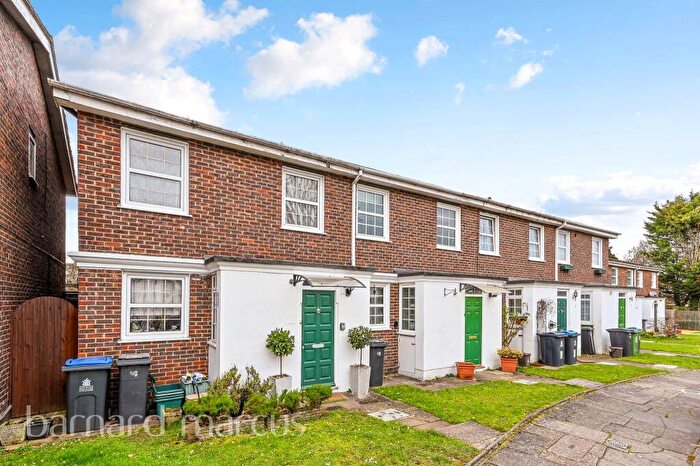 3 Bedroom House To Rent In Spinney Close, New Malden, KT3