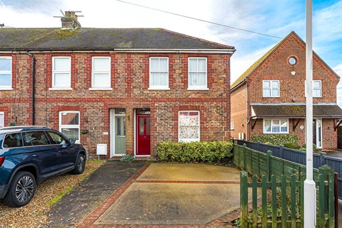 3 Bedroom End Of Terrace House For Sale In Greenland Road, Worthing, West Sussex, BN13