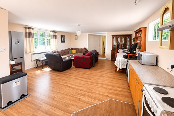 2 Bedroom Detached House To Rent In The Hermitage, Stanwell Road, Horton, Slough, Windsor And Maidenhead, SL3