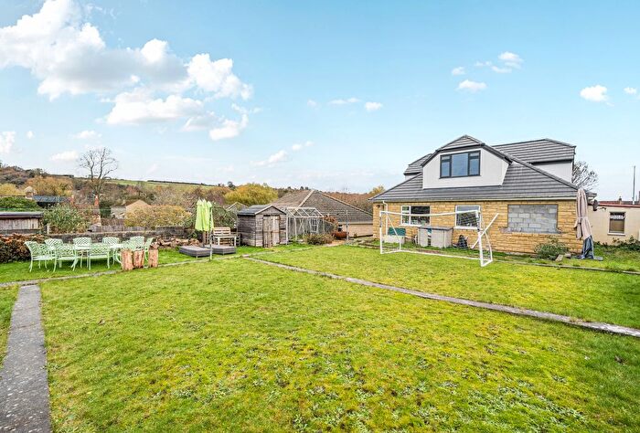 3 Bedroom Bungalow For Sale In Welton Vale, Midsomer Norton, Radstock, Somerset, BA3