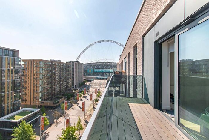 3 Bedroom Flat For Sale In Weaver Walk, Wembley Park, Wembley, HA9