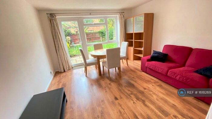 2 Bedroom Semi-Detached House To Rent In Abbots Close, Cambridge, CB4