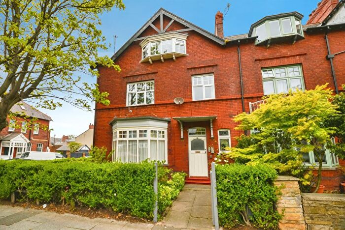 3 Bedroom Flat For Sale In Windsor Road, Saltburn-By-The-Sea, TS12