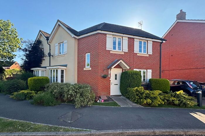 3 Bedroom Semi-Detached House For Sale In Milton Place, High Wycombe, HP13