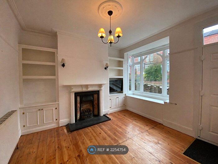 2 Bedroom Terraced House To Rent In Hartledon Road, Birmingham, B17