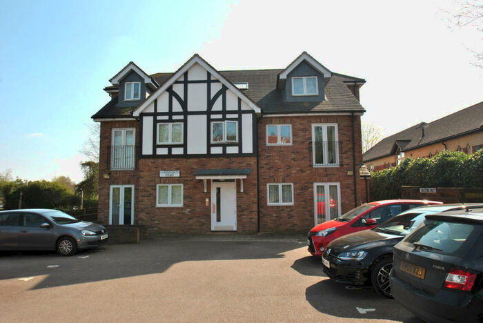 2 Bedroom Apartment To Rent In Wordsworth Court, Knebworth, SG3