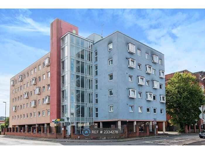 1 Bedroom Flat To Rent In Anglesea Terrace, Southampton, SO14