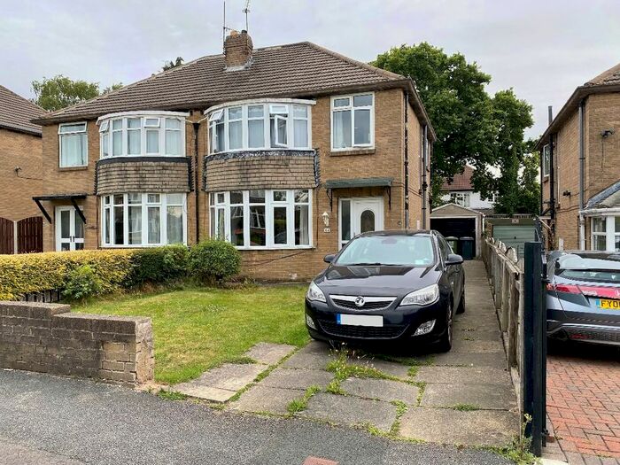 3 Bedroom Semi-Detached House To Rent In Carr Manor View, Moortown, Leeds, LS17