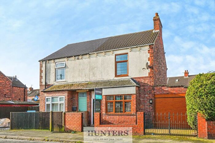 3 Bedroom Semi Detached House For Sale In White Street, Selby, YO8