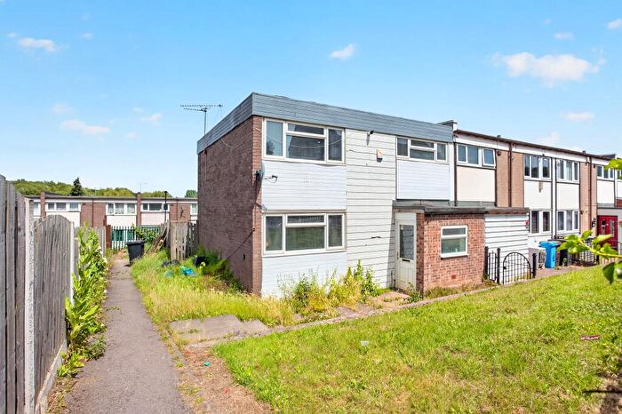 3 Bedroom End Of Terrace House For Sale In Badger Road, Sheffield, S13