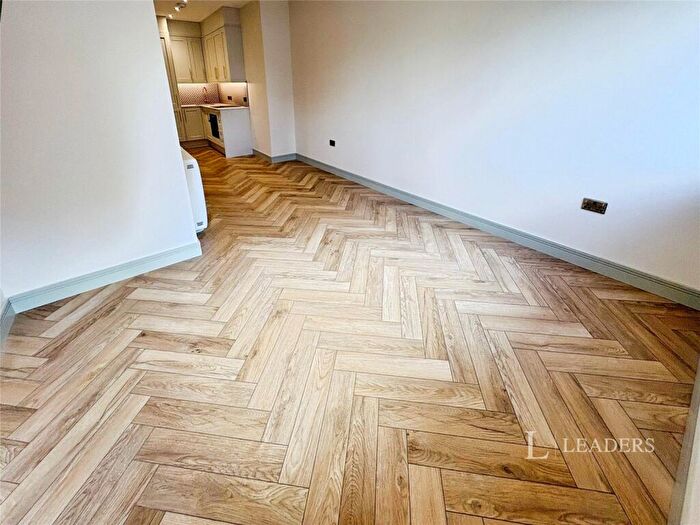 1 Bedroom Flat To Rent In Davigdor Road, Hove, East Sussex, BN3