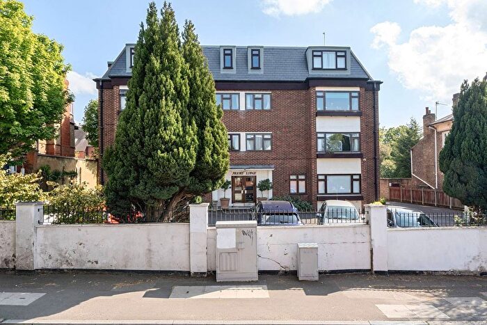1 Bedroom Flat To Rent In Castlebar Road, Ealing, London, W5