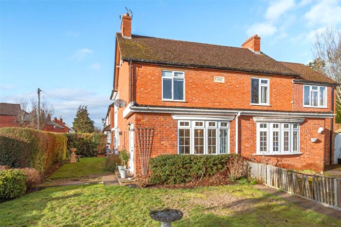 2 Bedroom Semi-Detached House For Sale In Howard Road, Wokingham, Berkshire, RG40
