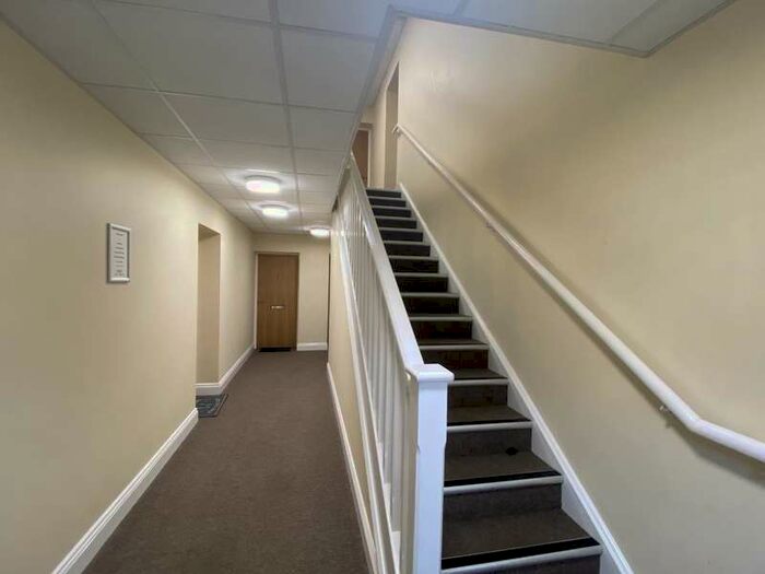 2 Bedroom Flat To Rent In Christchurch, BH23