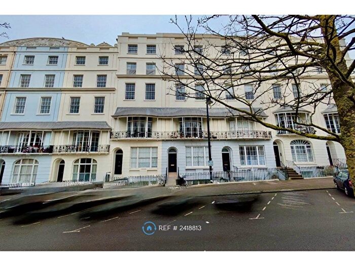 2 Bedroom Flat To Rent In Wellington Square, Hastings, TN34