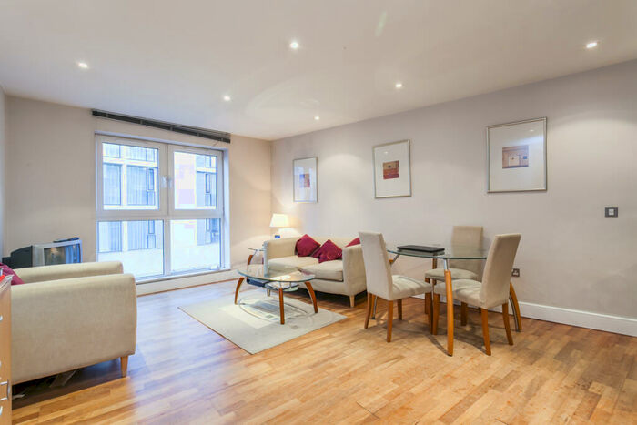 1 Bedroom Apartment To Rent In Pepys Street, London, EC3N