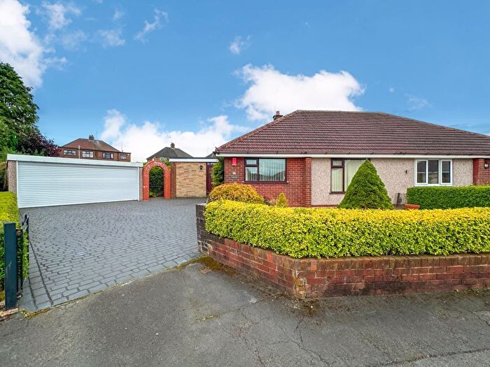 3 Bedroom Bungalow For Sale In Park Drive, Werrington, Stoke-On-Trent, ST9