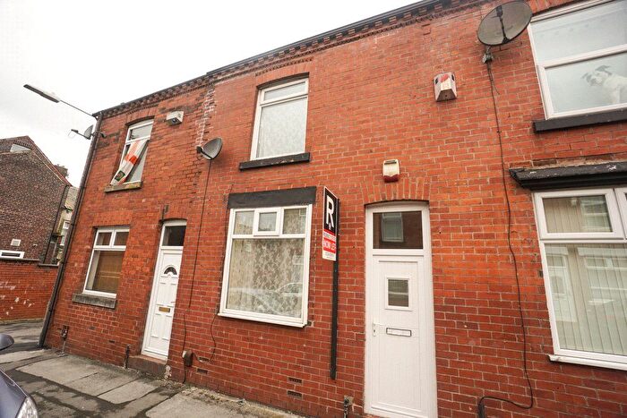 2 Bedroom Terraced House For Sale In Annis Road, Bolton, Greater Manchester, BL3