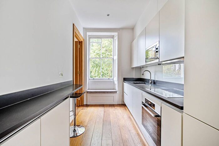 1 Bedroom Flat For Sale In Ennismore Gardens, Knightsbridge, London, SW7