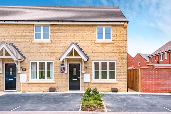 2 Bedroom Semi Detached House To Rent In Betteridge Close, Kingston Bagpuize, OX13