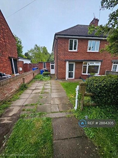 3 Bedroom Semi Detached House To Rent In Cliff Crescent, Warmsworth, Doncaster, DN4