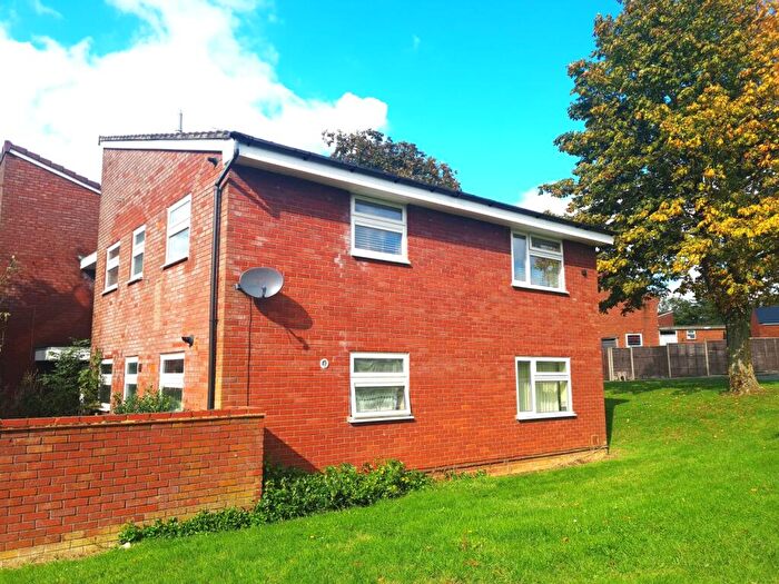 2 Bedroom Flat To Rent In Wyness Avenue, Little Brickhill, Milton Keynes, MK17