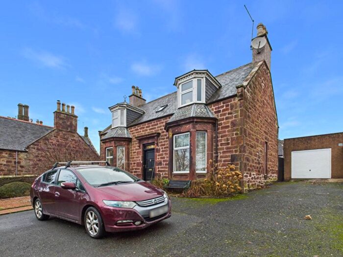 4 Bedroom Detached House For Sale In Banff Road, Turriff, AB53
