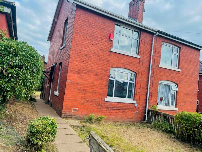 2 Bedroom House To Rent In Chaffinch Drive, Bury, BL9