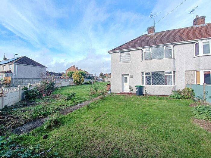 3 Bedroom Semi Detached House To Rent In Carsic Road, Sutton-In-Ashfield, NG17