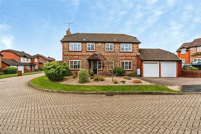 4 Bedroom Detached House For Sale In Sorrel Close, Romsey, Hampshire, SO51